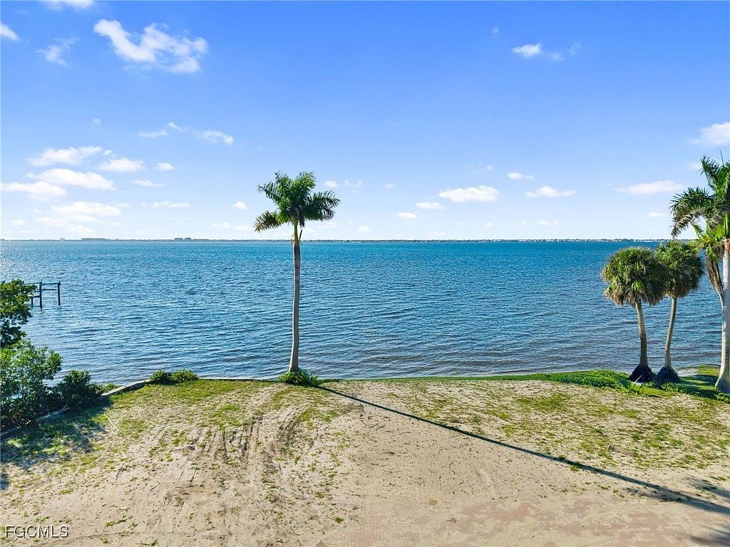 8661 Cajuput Cv Fort Myers, FL 33919  | Land/Lot