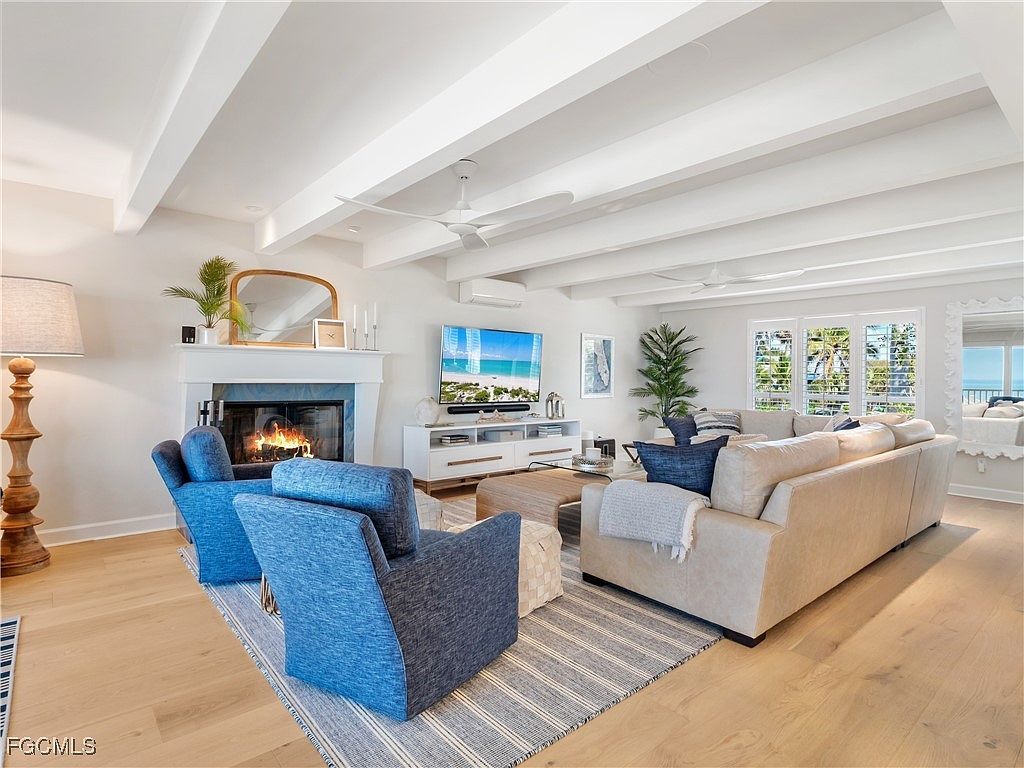 1 Sunset Captiva Ln Captiva, FL 33924 | Single Family