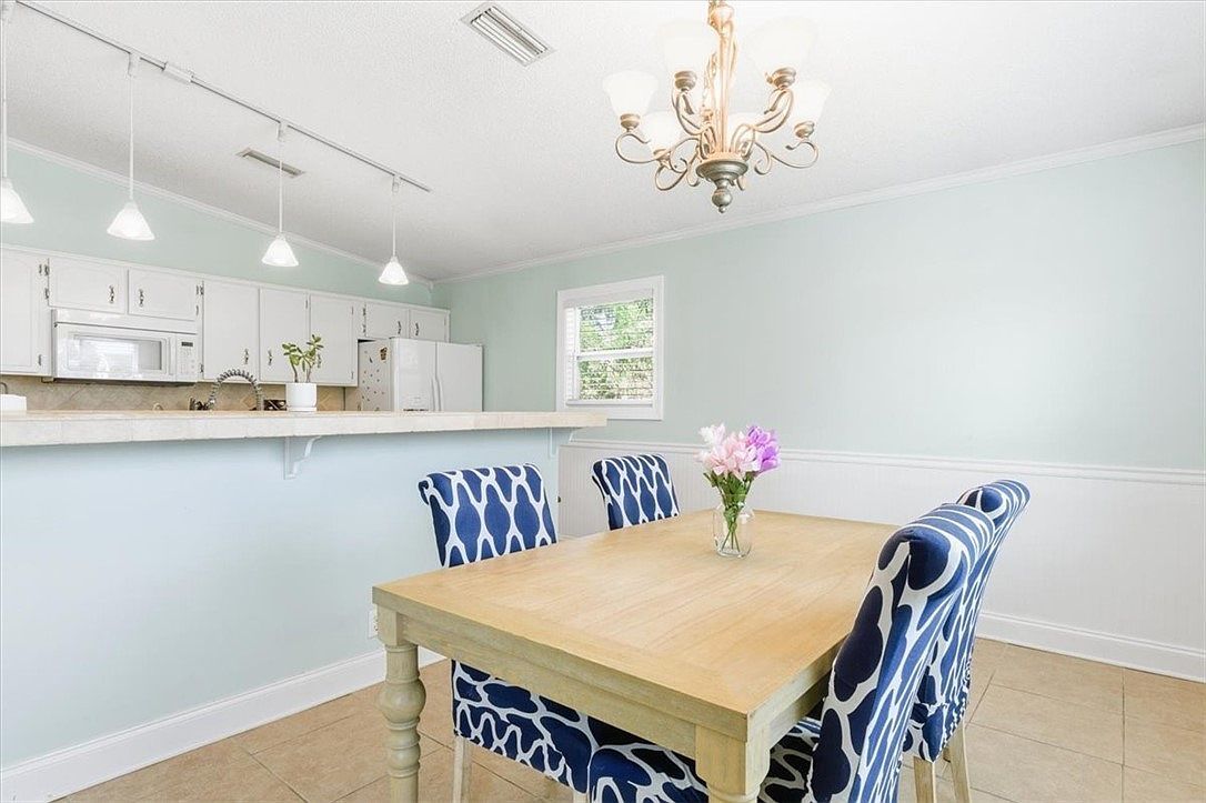 208 Paradise Marsh Cir Brunswick, GA 31525  | Single Family