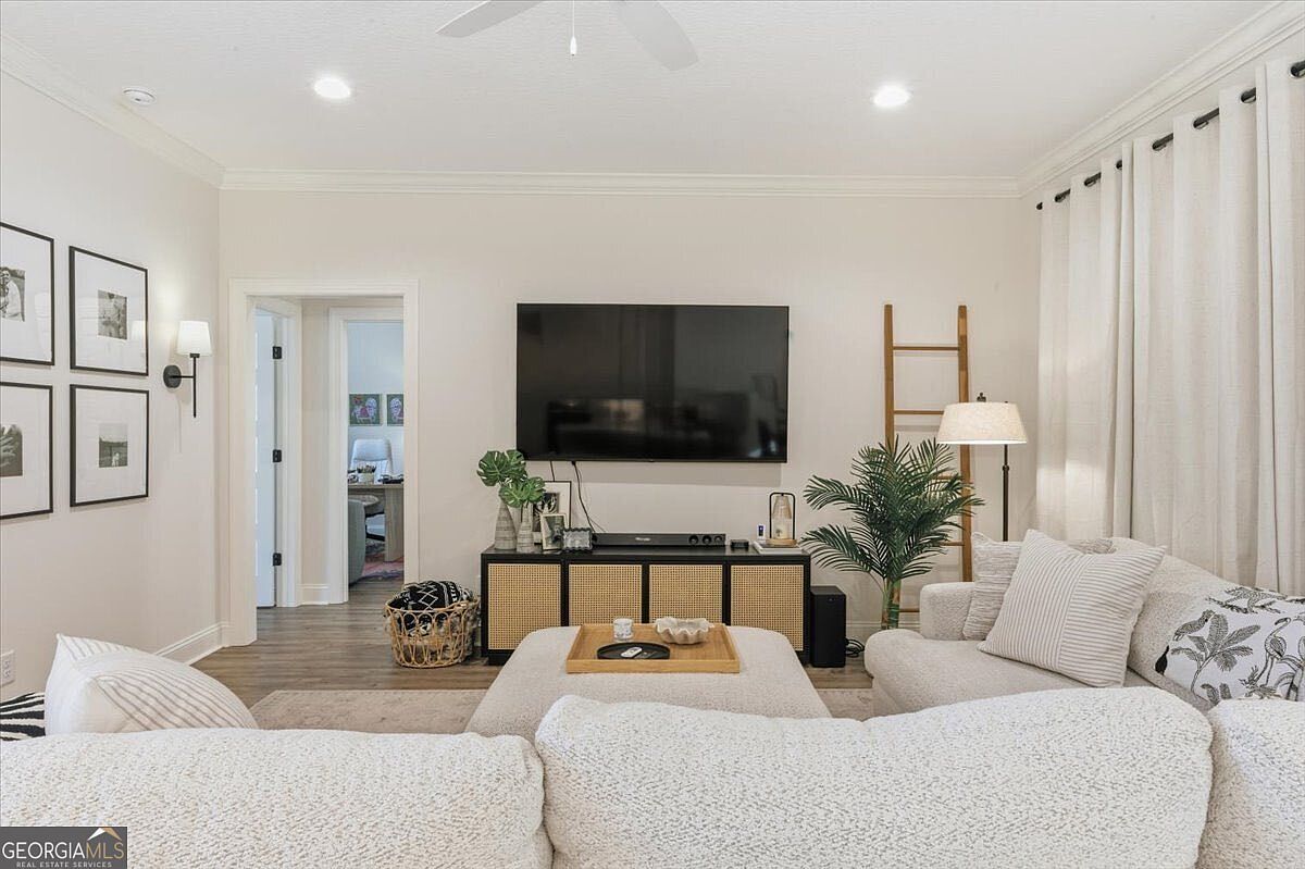 165 Silver Bluff Cir Brunswick, GA 31523  | Single Family