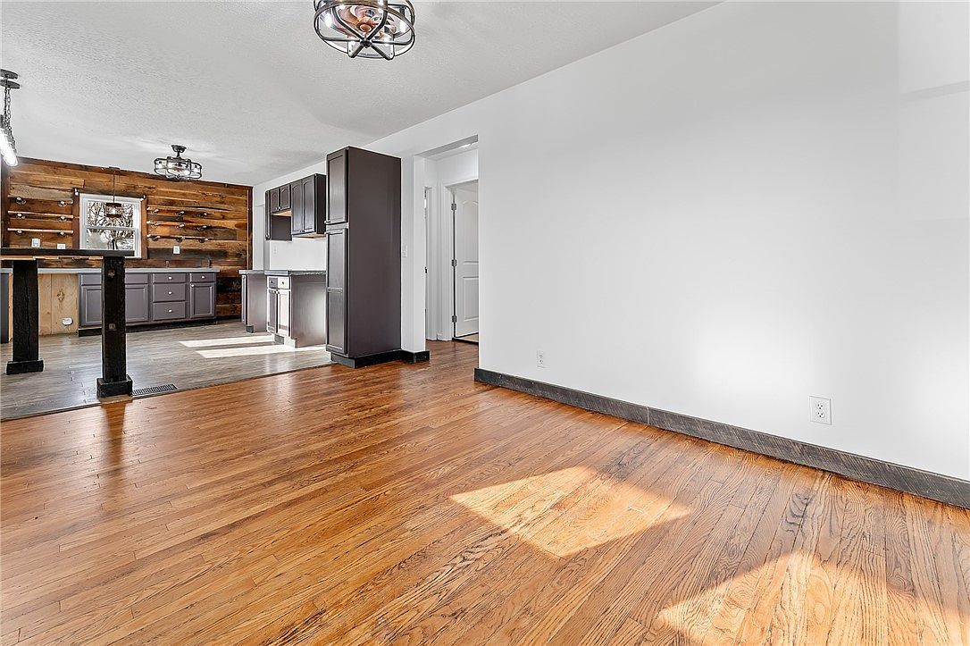 26 Wilmac St S Uniontown, PA 15401 | Single Family