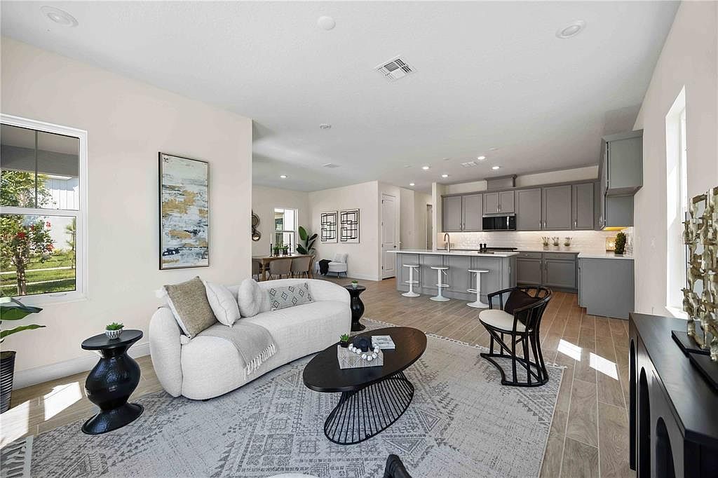 9035 Duany Ln Sarasota, FL 34240  | Single Family