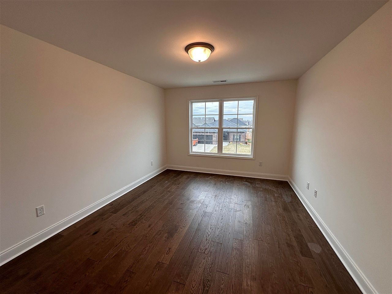 2322 Trenton Ln Bowling Green, KY 42103  | Single Family