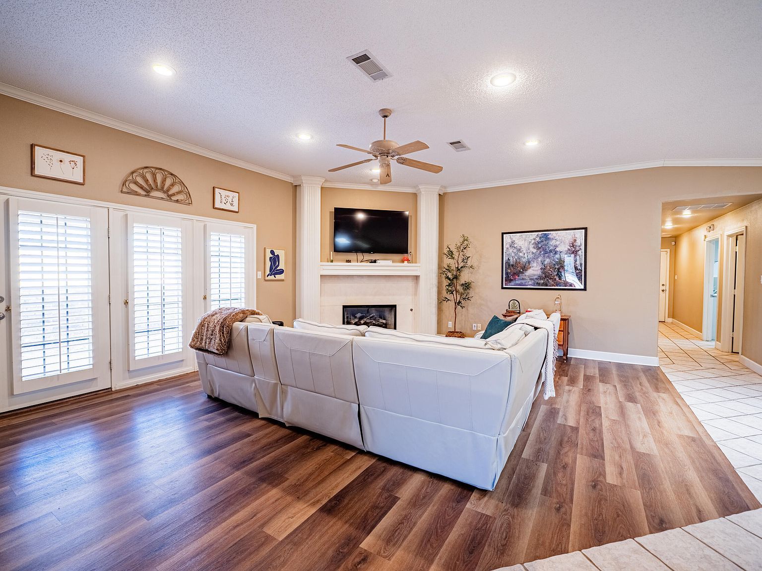 101 Fannin Ave Levelland, TX 79336  | Single Family