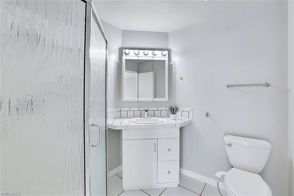 2668 Kings Lake Blvd #203 Naples, FL 34112  | Condominium