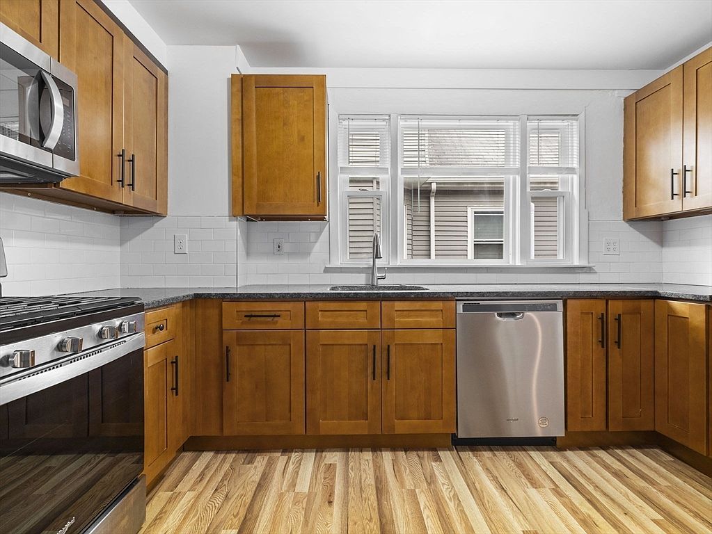 9-11 Edmunds St Cambridge, MA 02140  | Multi Family