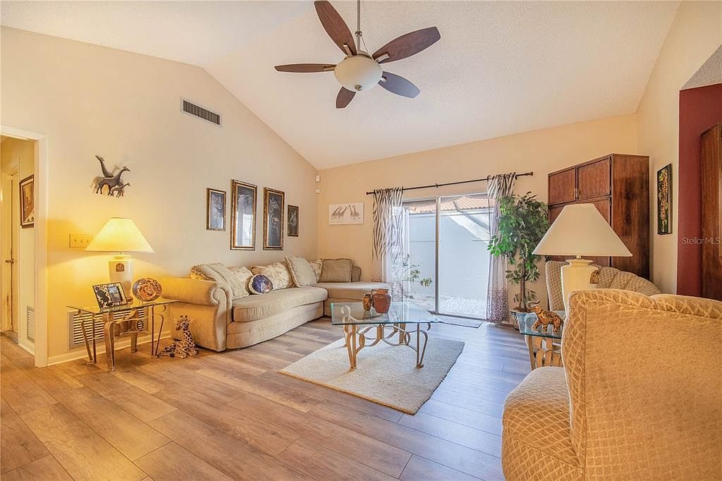 389 San Jose Dr Winter Haven, FL 33884 | Single Family