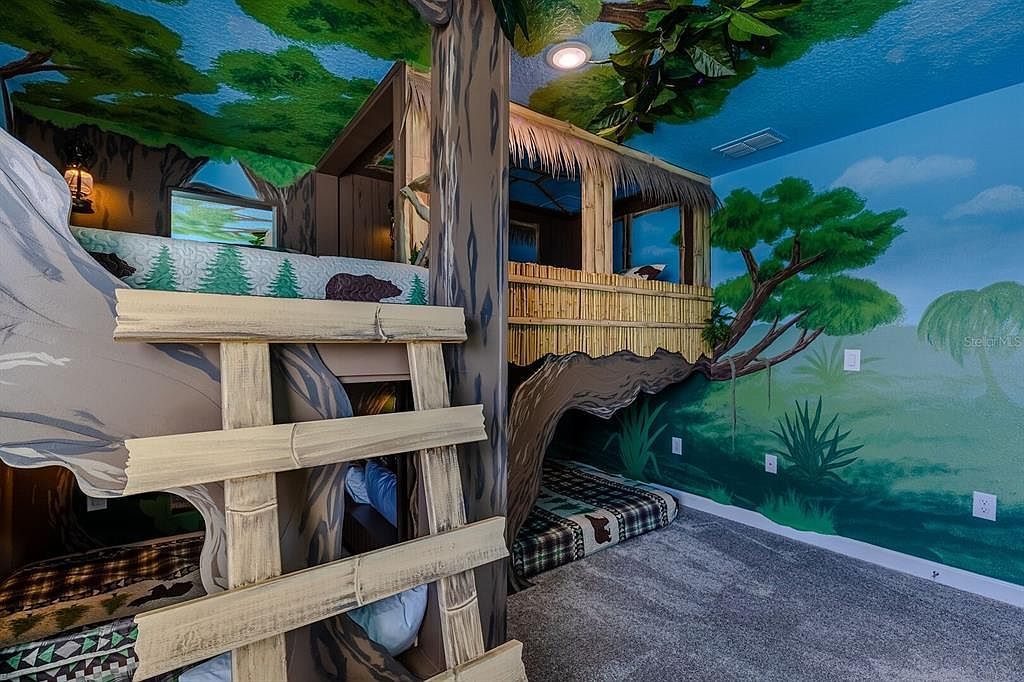 9012 Sommerset Hills Dr Davenport, FL 33896  | Single Family