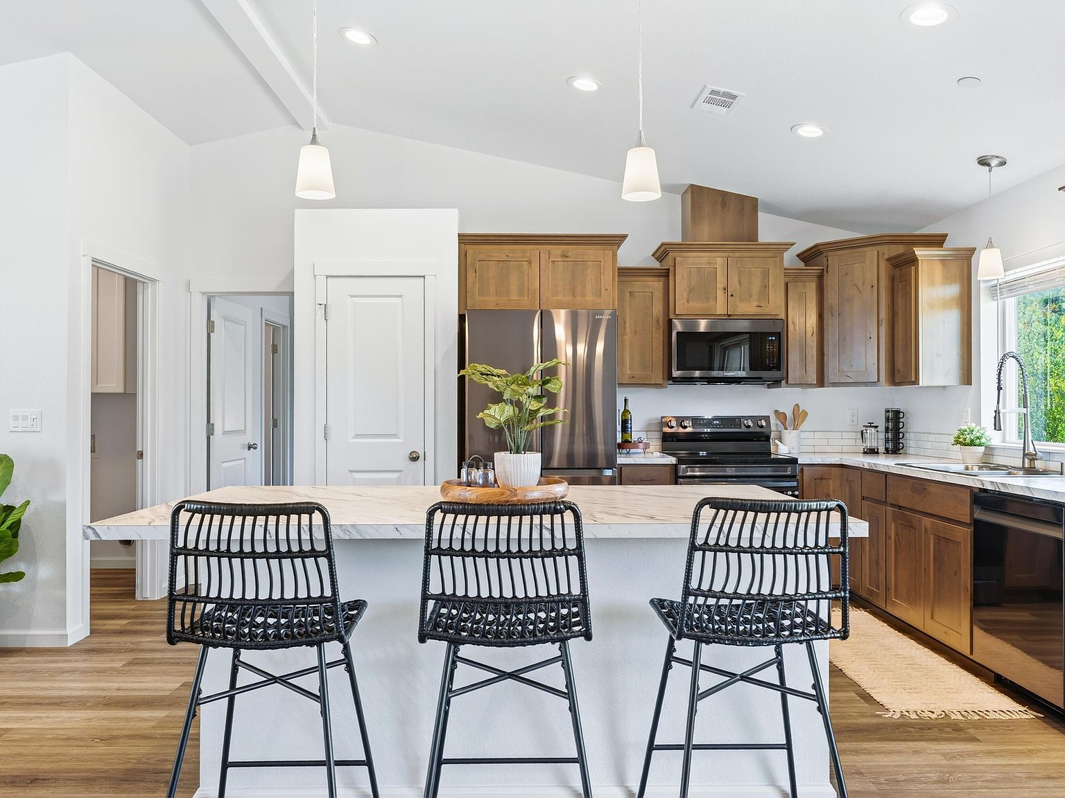 15783 Gold Mine Ln Redding, CA 96001 | Single Family