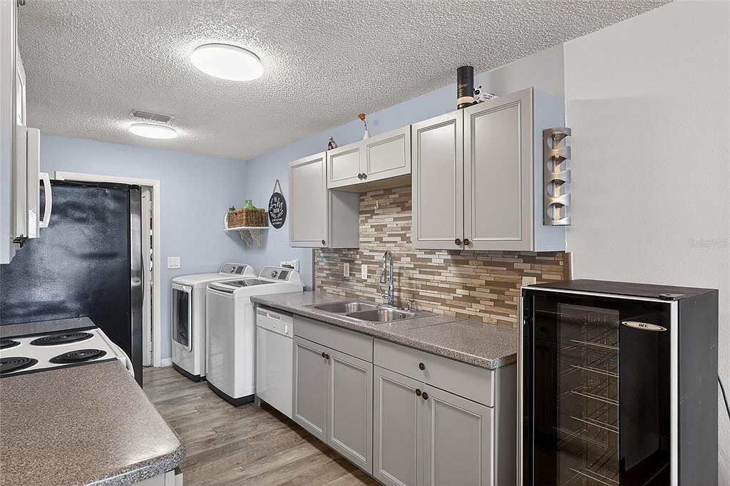 622 Ridge Ter Winter Haven, FL 33881  | Condominium