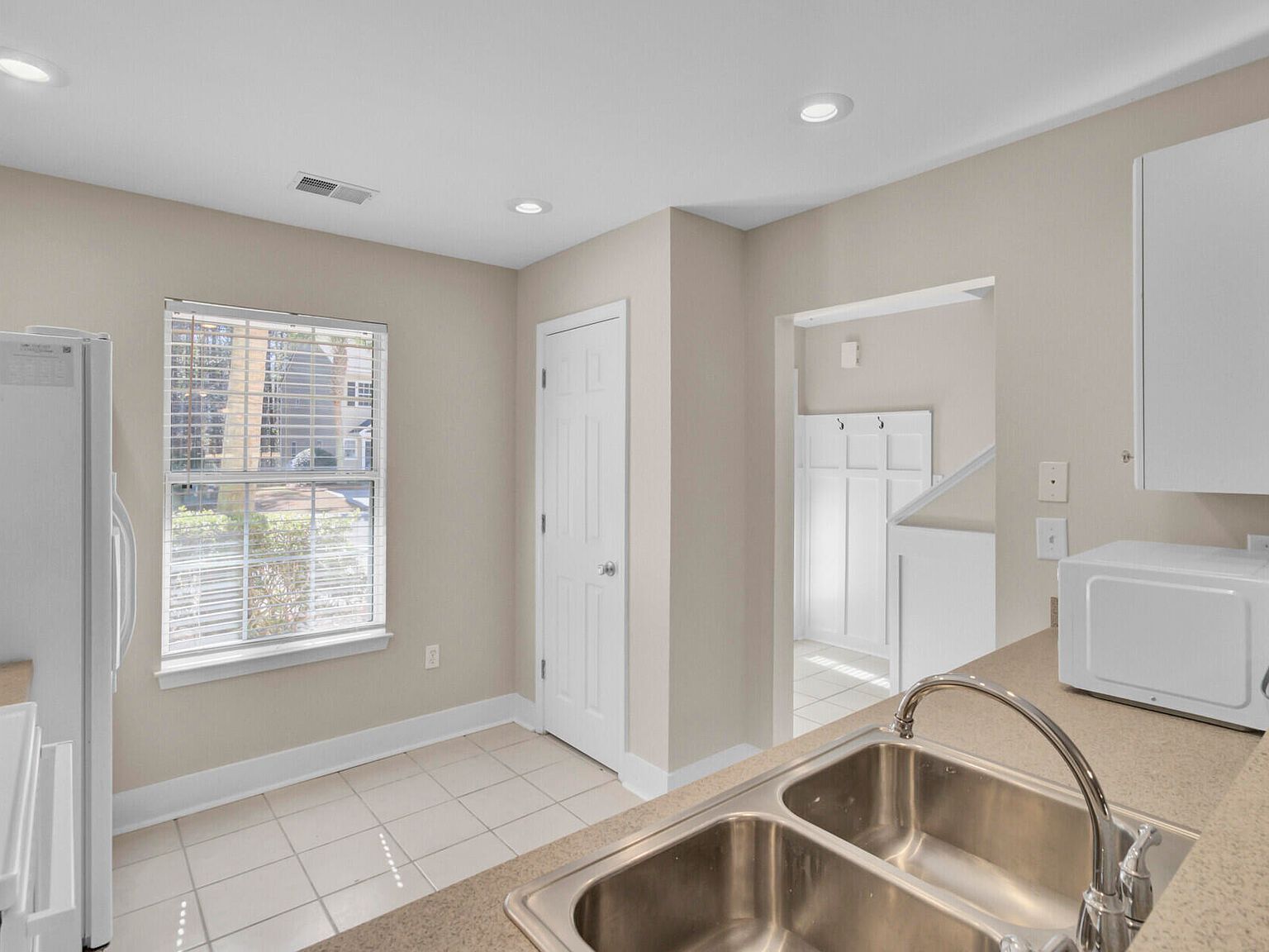 1142 Island Club Dr Charleston, SC 29492 | New build