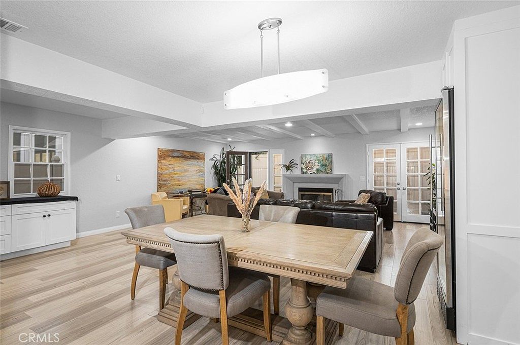 111 Geneva Walk Long Beach, CA 90803  | Single Family