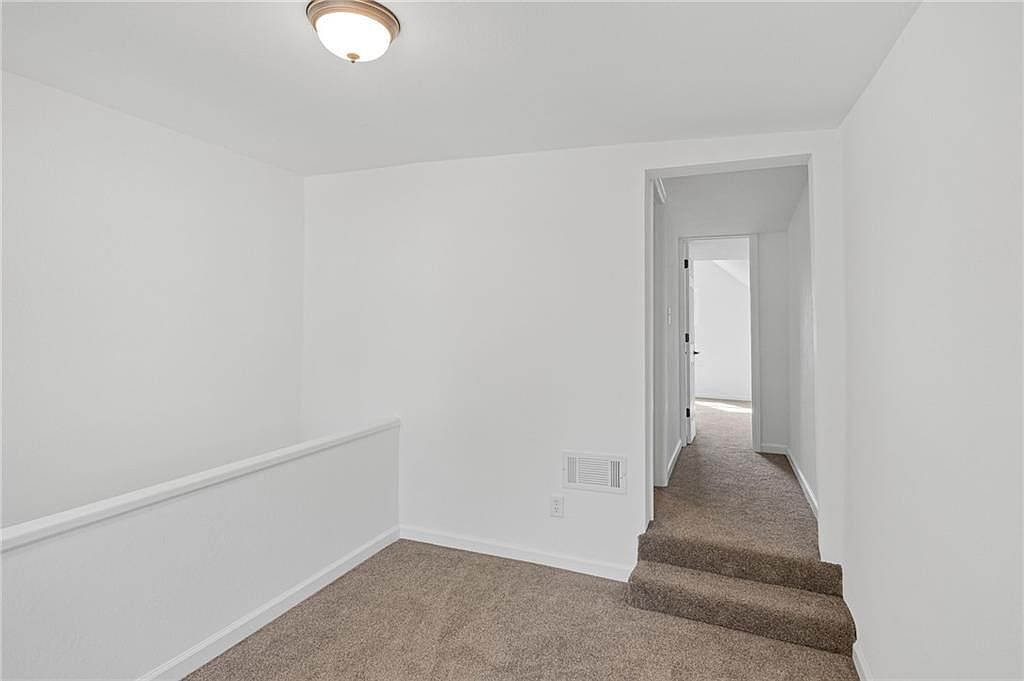 1207 S 23rd St Saint Joseph, MO 64507  | Single Family