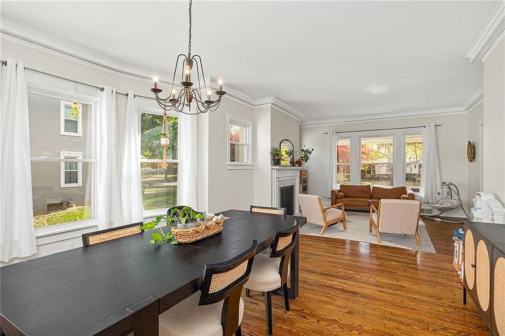 2111 Lovers Ln Saint Joseph, MO 64505  | Single Family