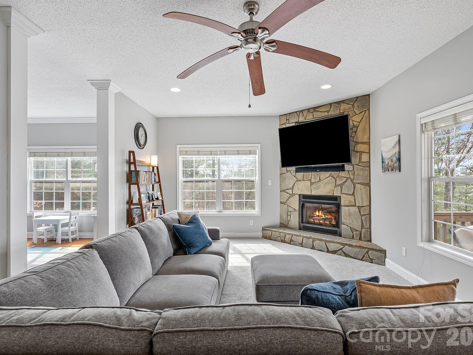 505 Kings Rdg Asheville, NC 28804  | Single Family