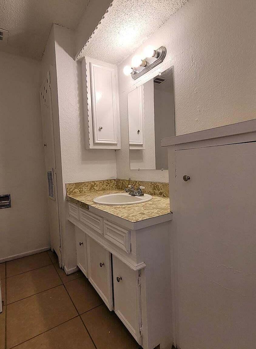 1611 38th St Lubbock, TX 79412 | Multi Family