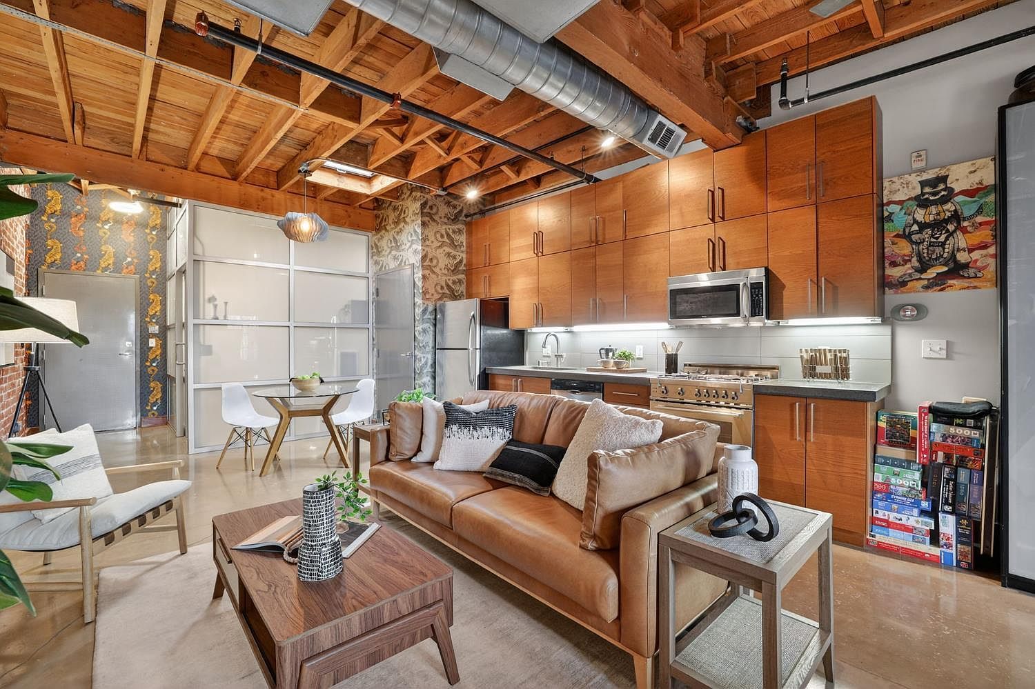 1725 14th St APT 205 Sacramento, CA 95811  | Condominium