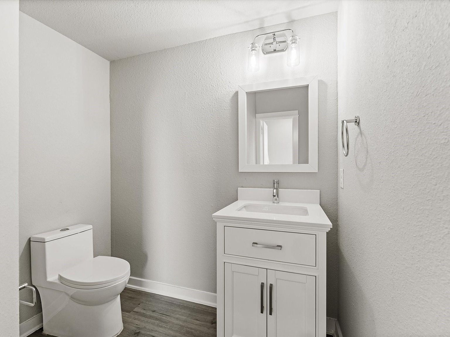 802 Berry Sage Ln Houston, TX 77022  | Single Family