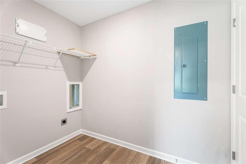 6 Summertide Dr Phenix City, AL 36869  | Single Family