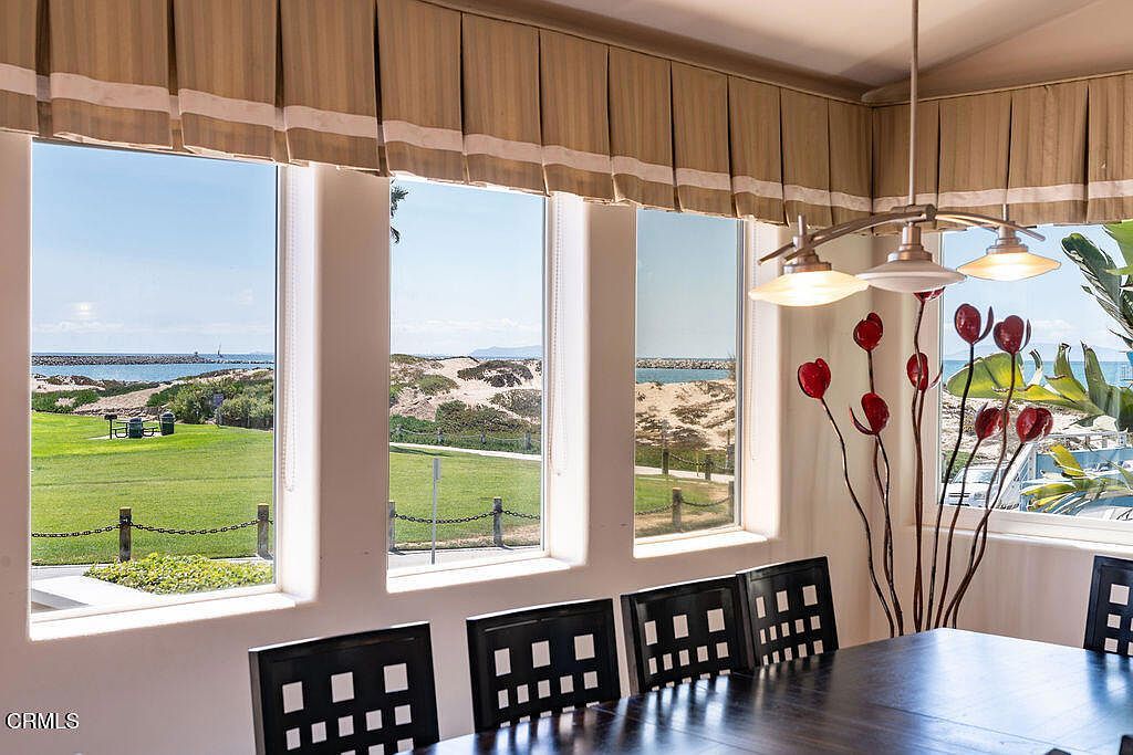 1401 Greenock Ln Ventura, CA 93001 | Single Family