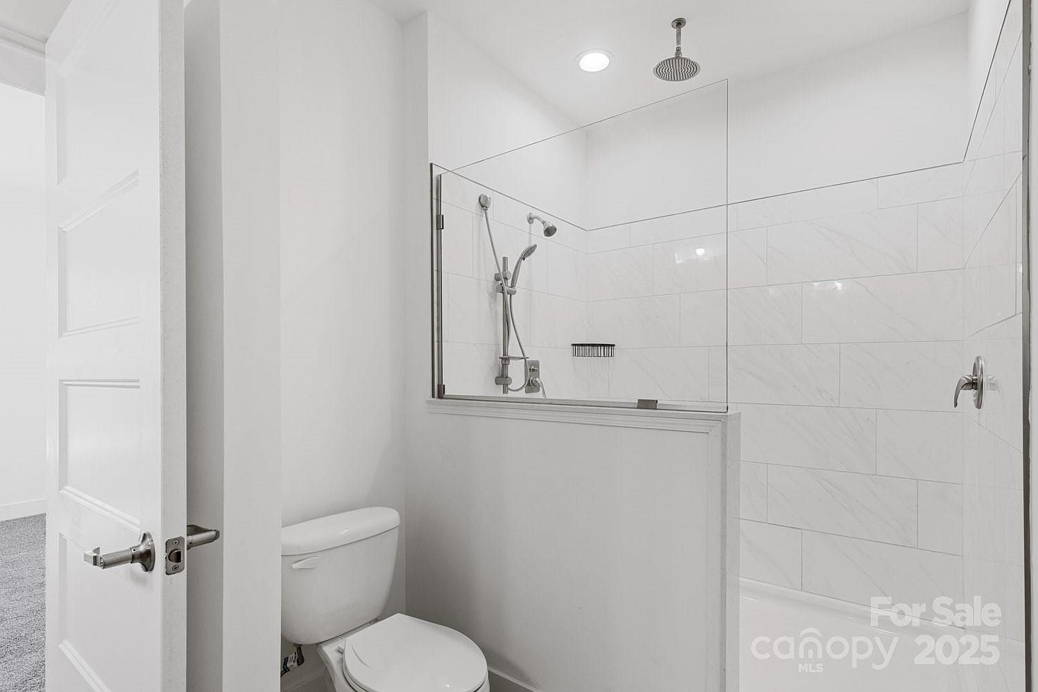 139 Mullinax Dr Hendersonville, NC 28792 | Single Family