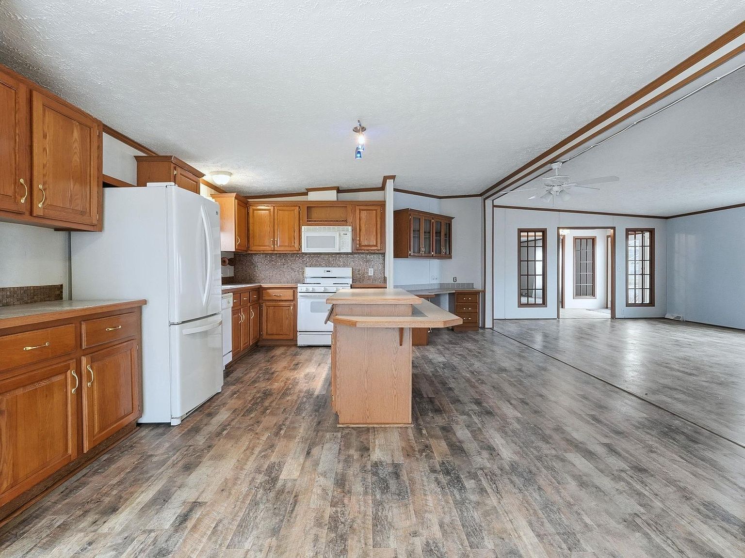 205 Forrest Park Dr Garrett, IN 46738  | New build