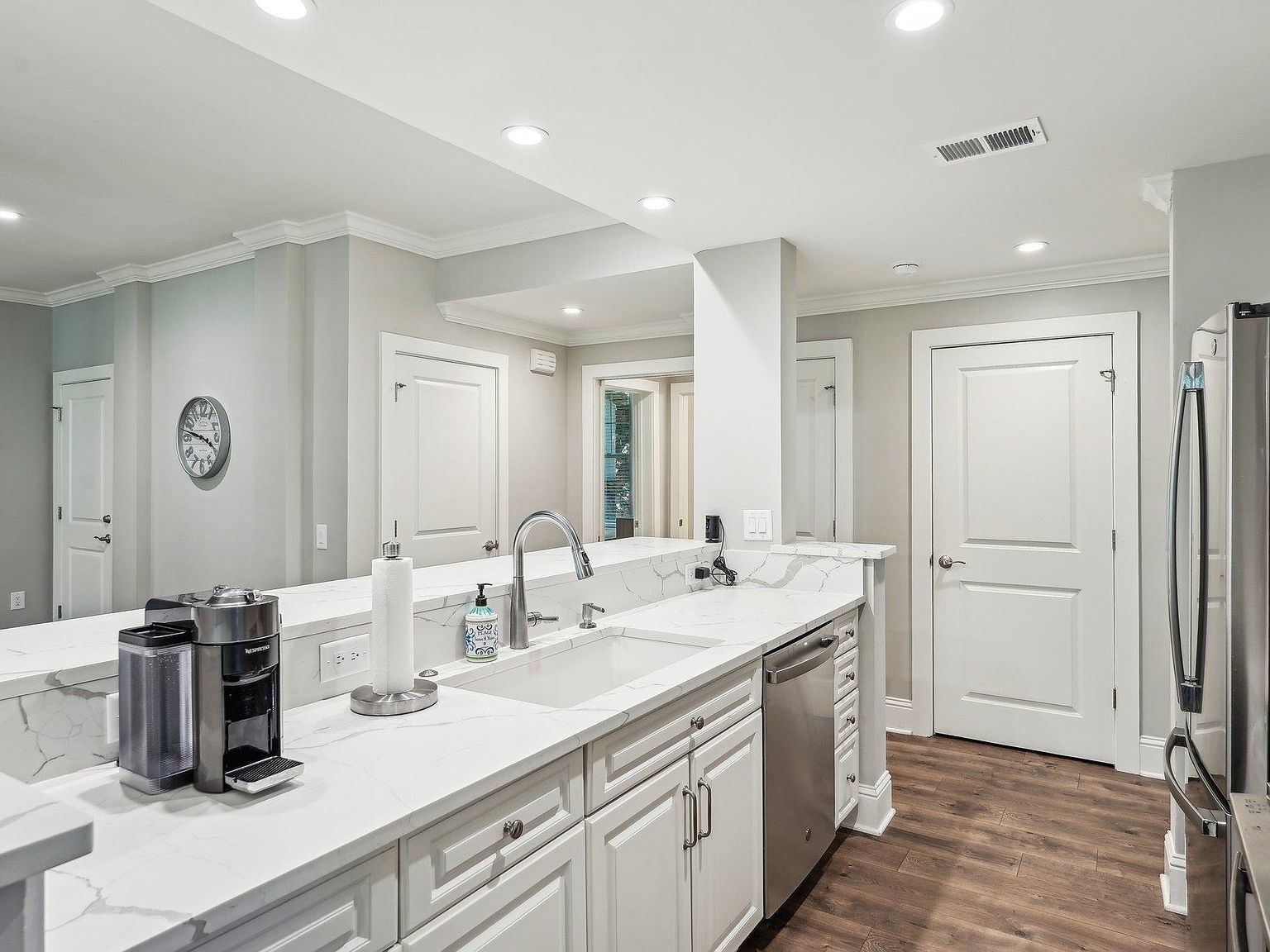 1050A Tailwater Greensboro, GA 30642  | Condominium