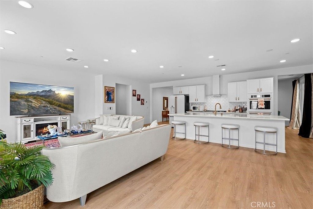 34490 Bloomberry Rd Murrieta, CA 92563  | Single Family