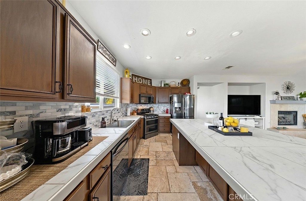 31598 Summerfield Ln Murrieta, CA 92563  | Single Family