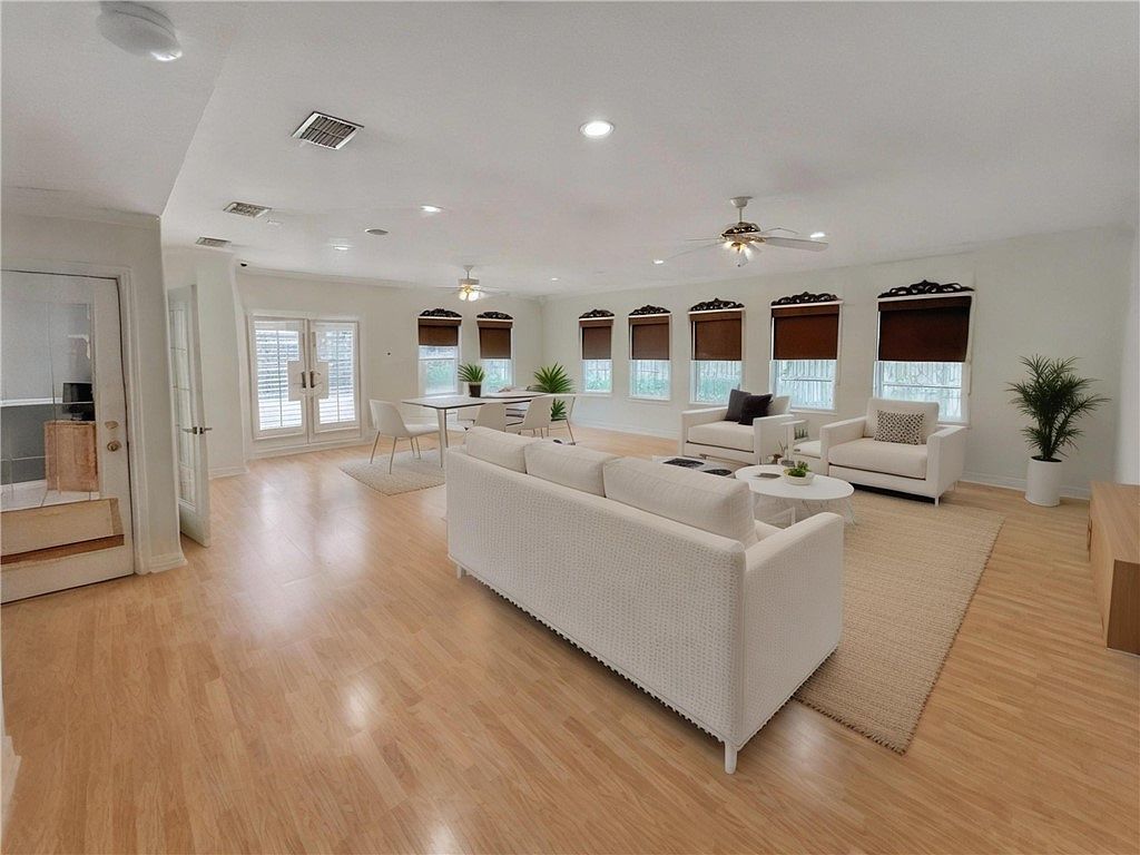 4513 Ammer Lake Dr Corpus Christi, TX 78413  | Single Family