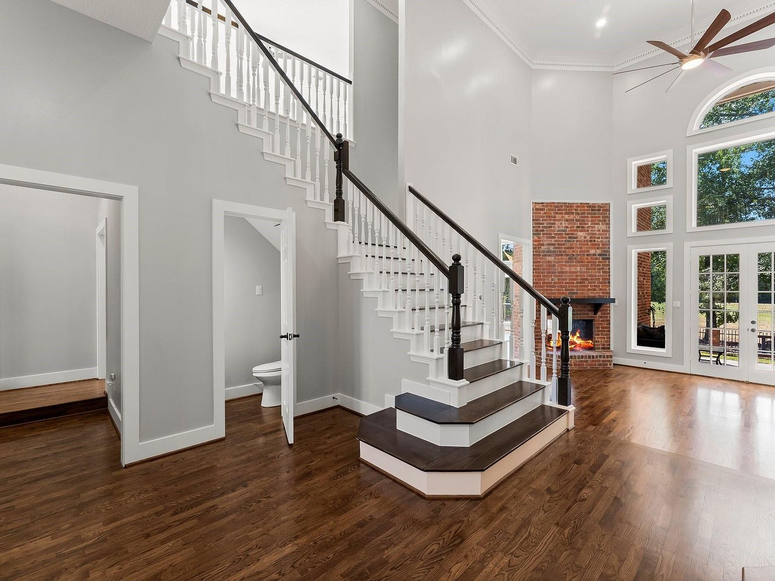 24611 W Kingscrest Cir Spring, TX 77389  | Single Family