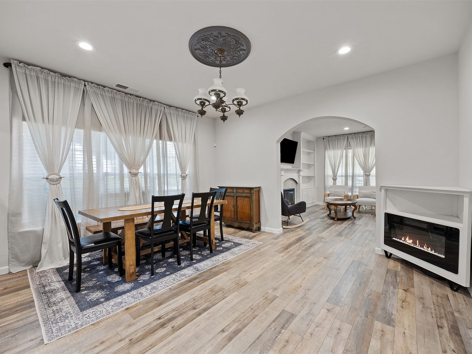 3208 Travis Ave Fort Worth, TX 76110  | Single Family