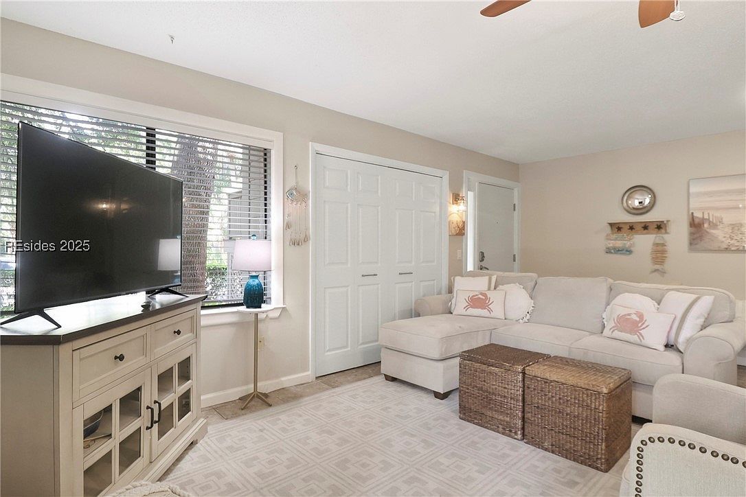 125 Cordillo Pkwy APT 23 Hilton Head Island, SC 29928 | Condominium