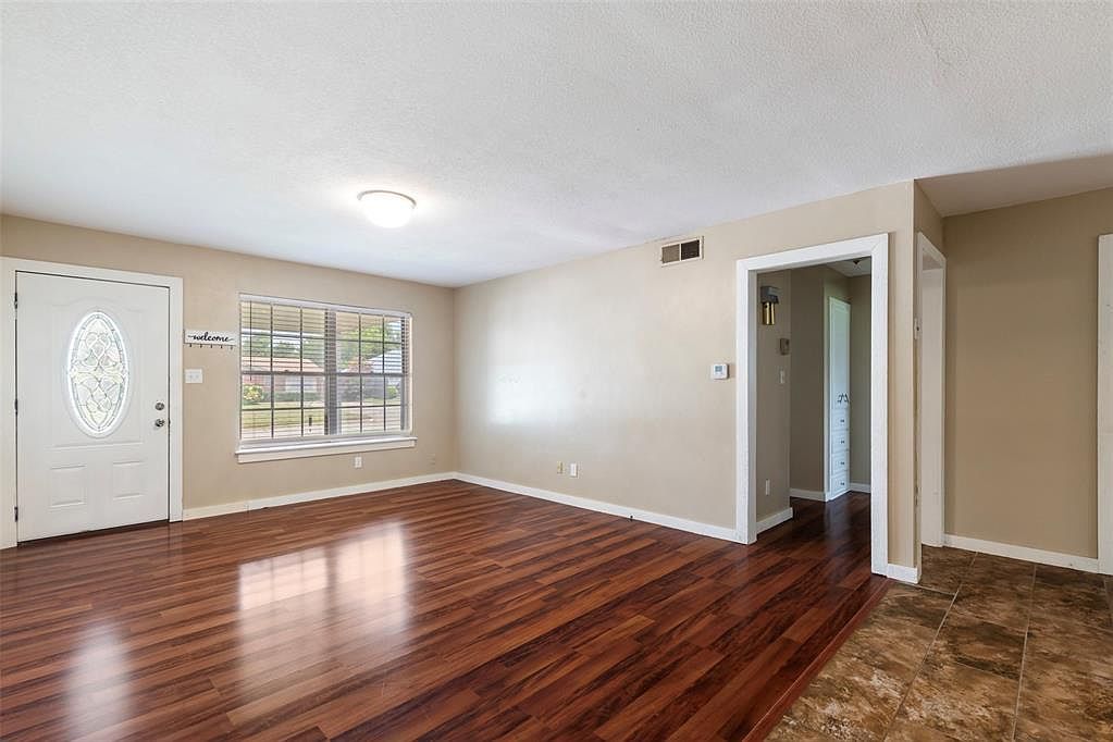 1200 W Woodlane Dr Midwest City, OK 73110  | Single Family