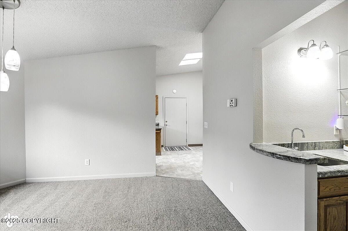 2543 Lahonda Dr #7 Anchorage, AK 99517  | New build