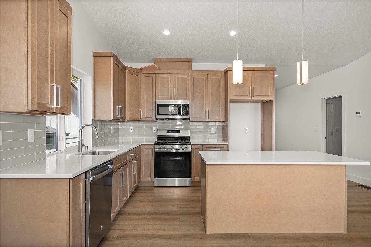 4233 W Tolliver Ct Spokane, WA 99208  | Single Family