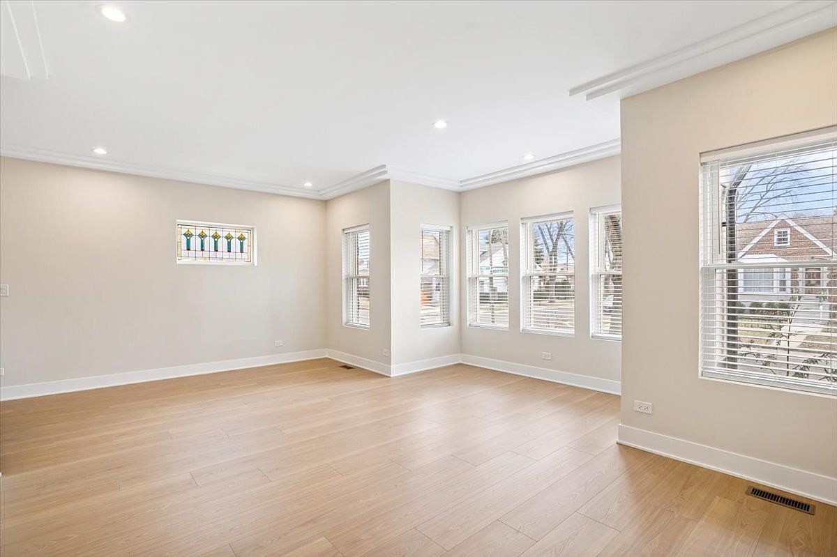 5700 W Grace St Chicago, IL 60634  | Single Family