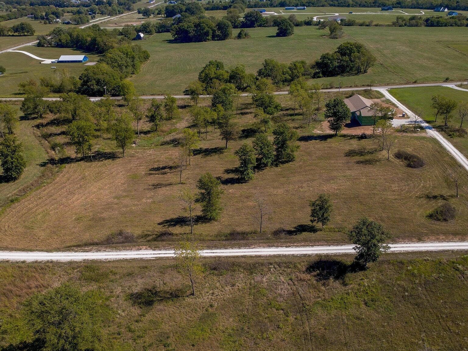 7 S 82nd Rd Bolivar, MO 65613 | Land/Lot