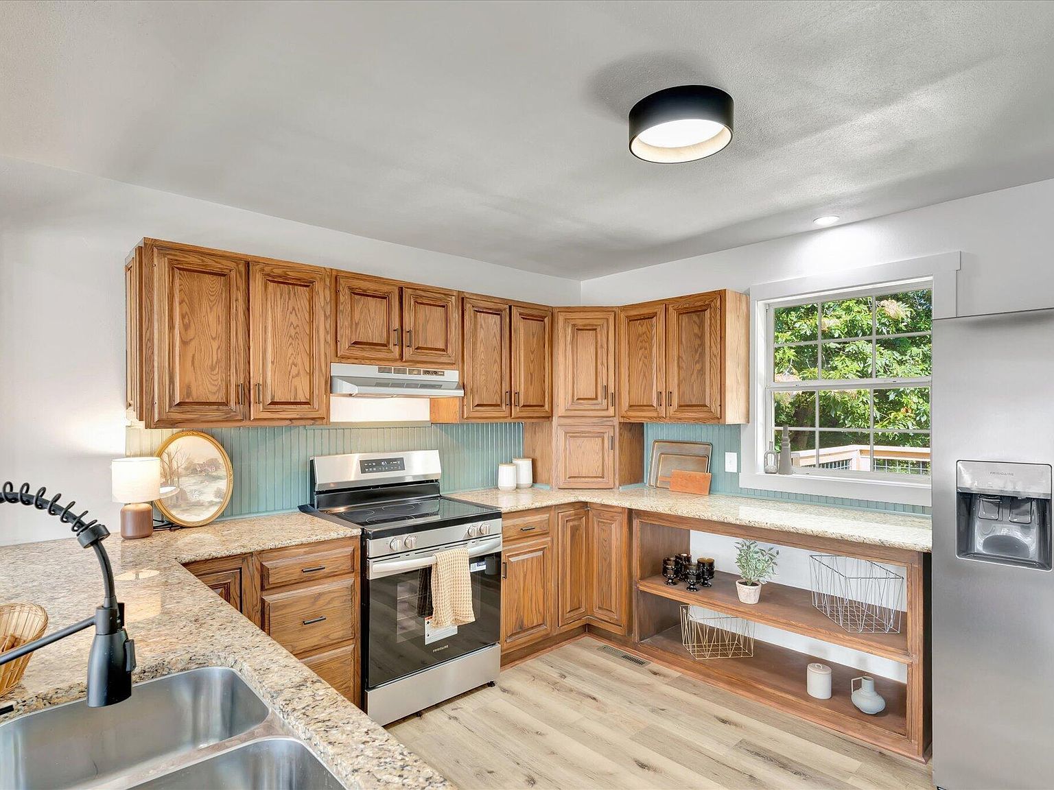 315 W Skyline Dr Stockton, MO 65785  | Single Family