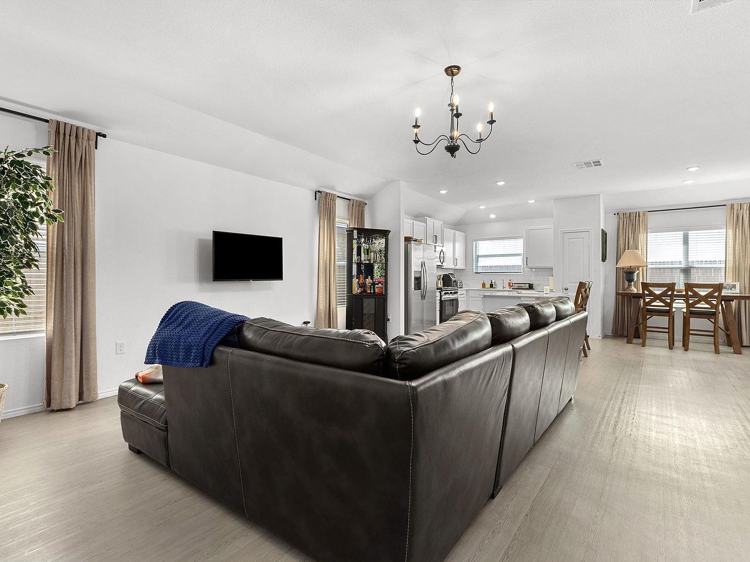 211 Camargue Dr Hutto, TX 78634  | Single Family