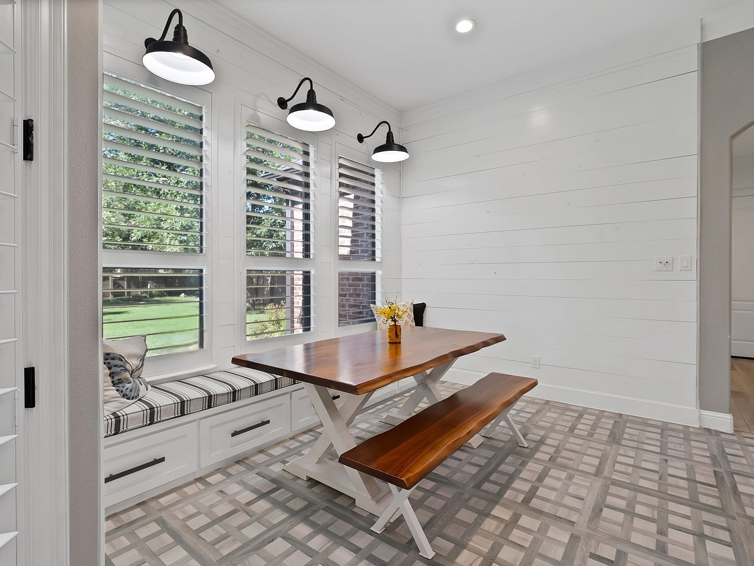 1501 Burleson Retta Rd Burleson, TX 76028 | Single Family