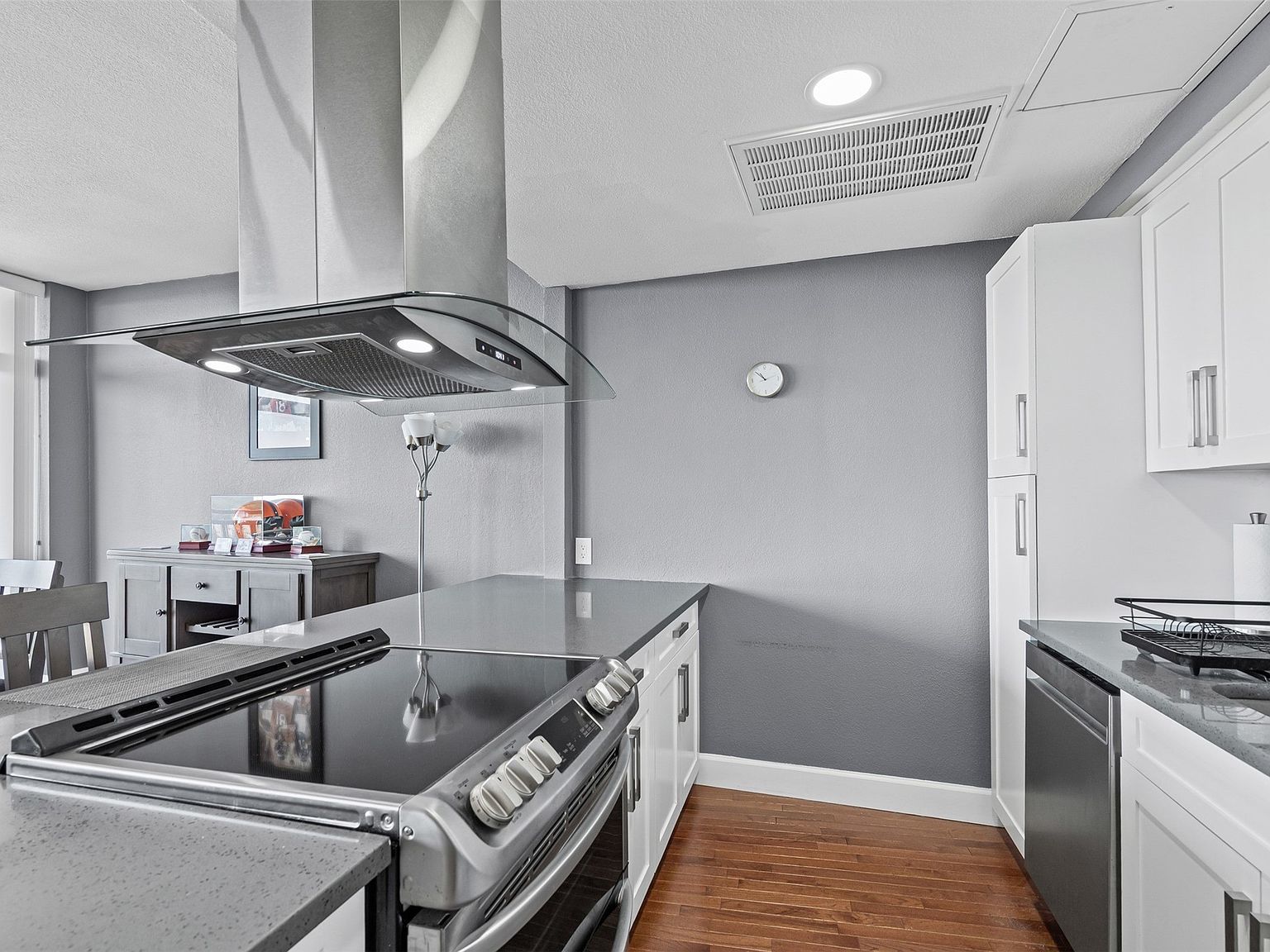 6211 W Northwest Hwy APT 500 Dallas, TX 75225 | Condominium