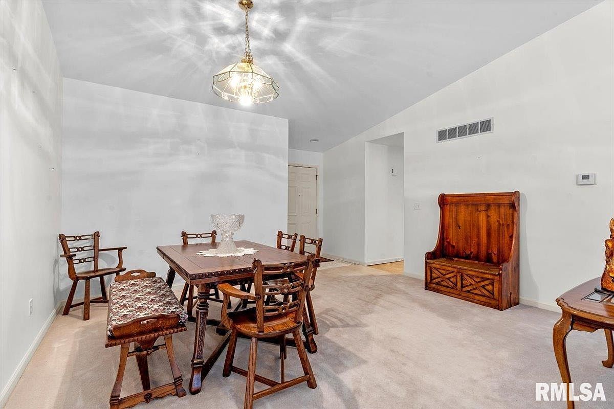 5002 Eagle Rdg Springfield, IL 62711  | Single Family