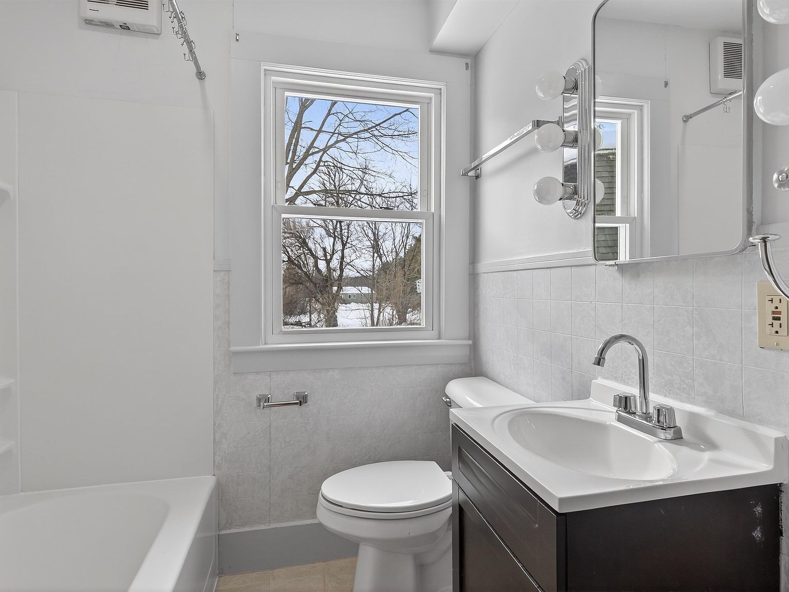 161 Bolt Hill Rd Eliot, ME 03903  | Single Family