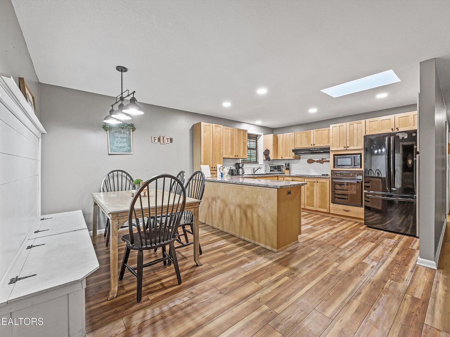 3528 Lost Branch Rd Sevierville, TN 37862  | Single Family