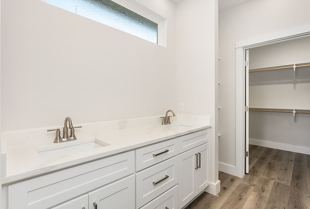 708 Wedgewood Ln Fredericksburg, TX 78624  | Single Family