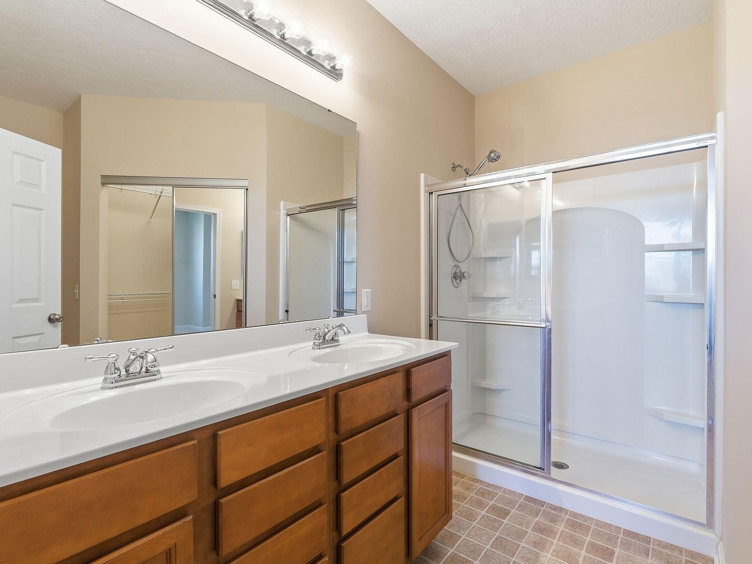 3930 Spire Cir Erlanger, KY 41018  | Condominium