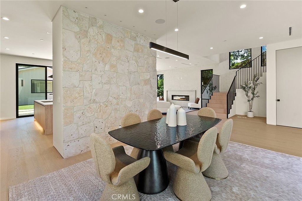 14738 Otsego St Sherman Oaks, CA 91403  | Single Family