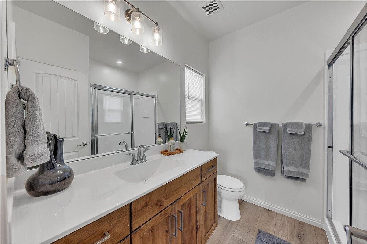 4759 W 3080 S Hurricane, UT 84737  | Single Family