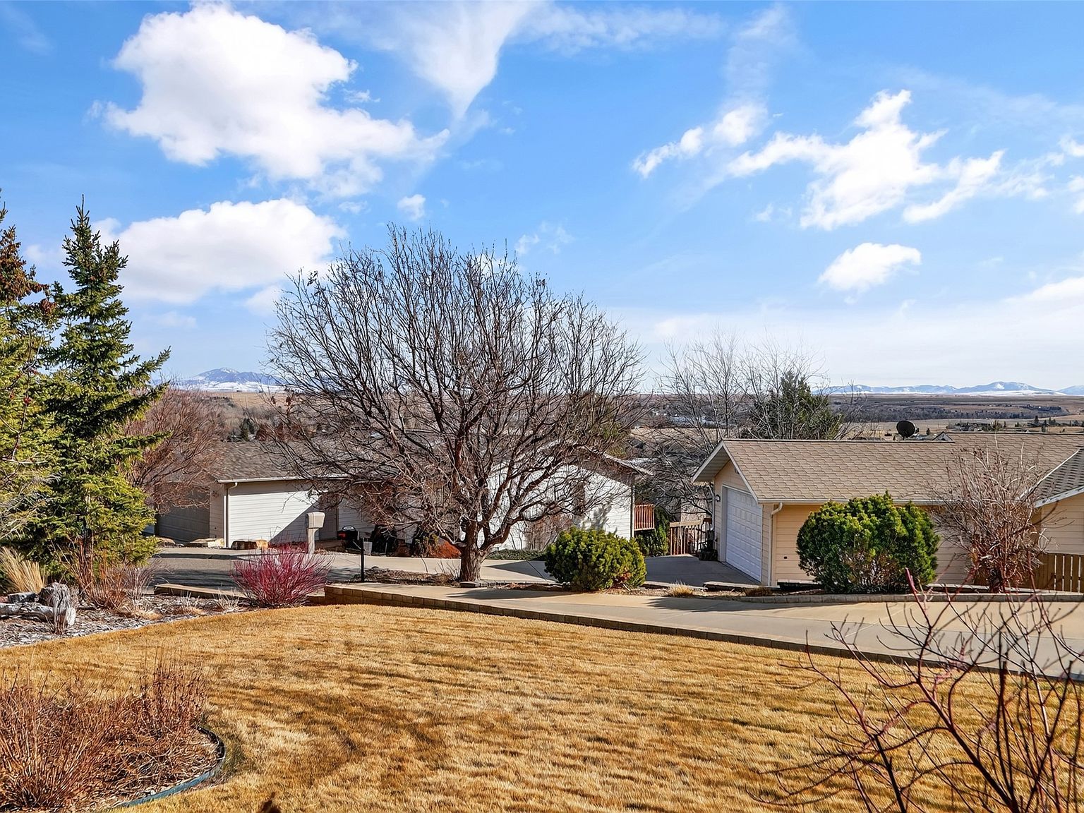 2814 Huckleberry Dr Great Falls, MT 59404 | Single Family